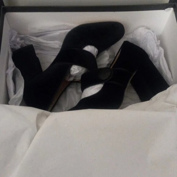 Tuckernuck Black Velvet Ellie Heels Mary Jane Pumps size 6 - Picture 6 of 9